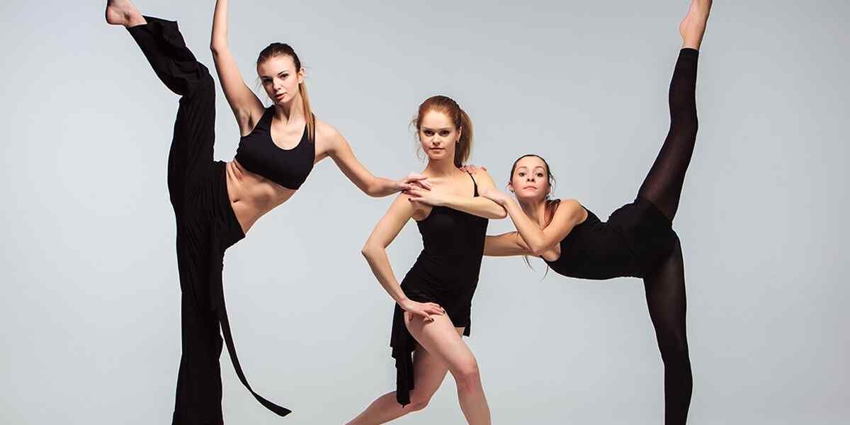 https://rainbowbridgeschool.com/wp-content/uploads/2019/04/inner_dance_02.jpg